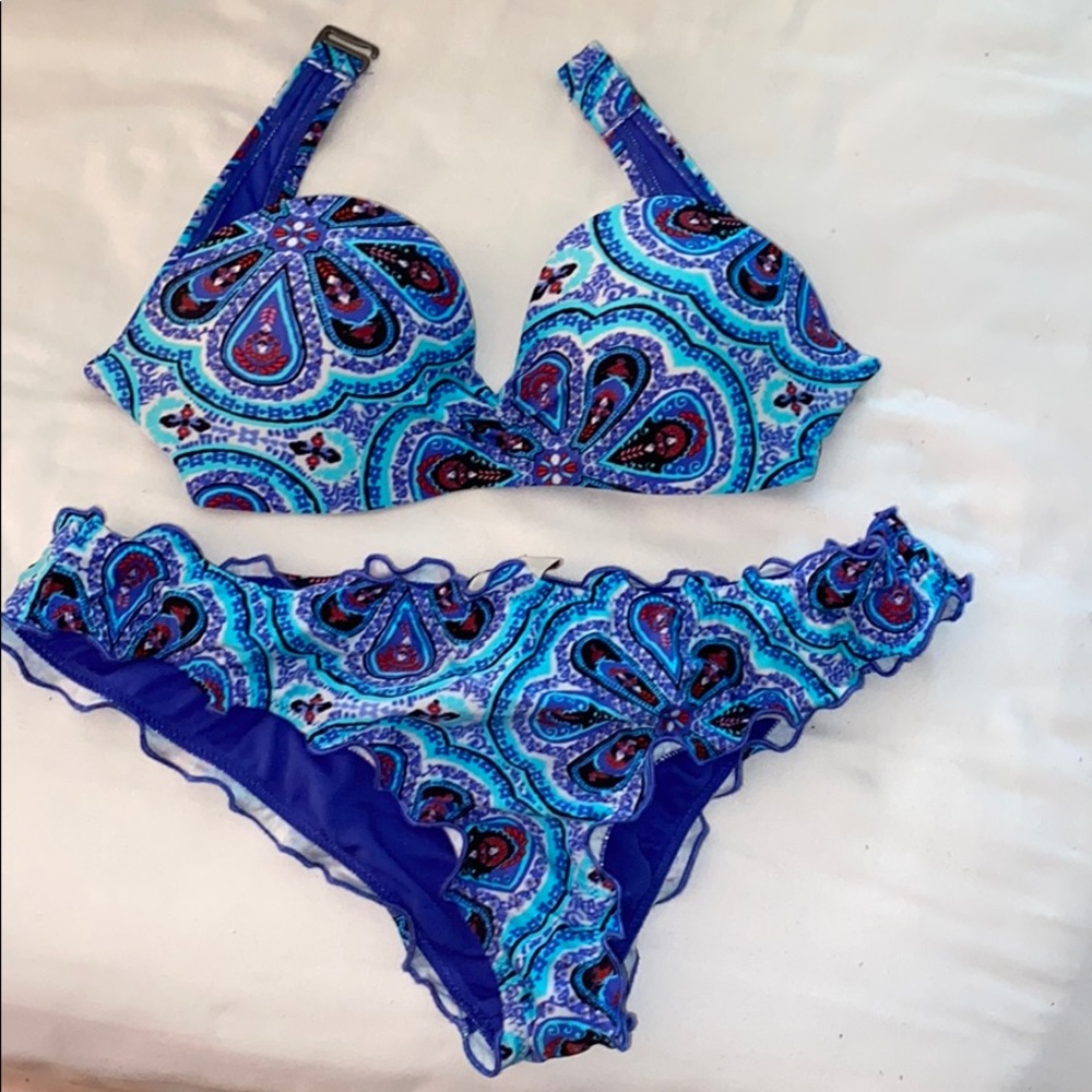 hollister bathing suit